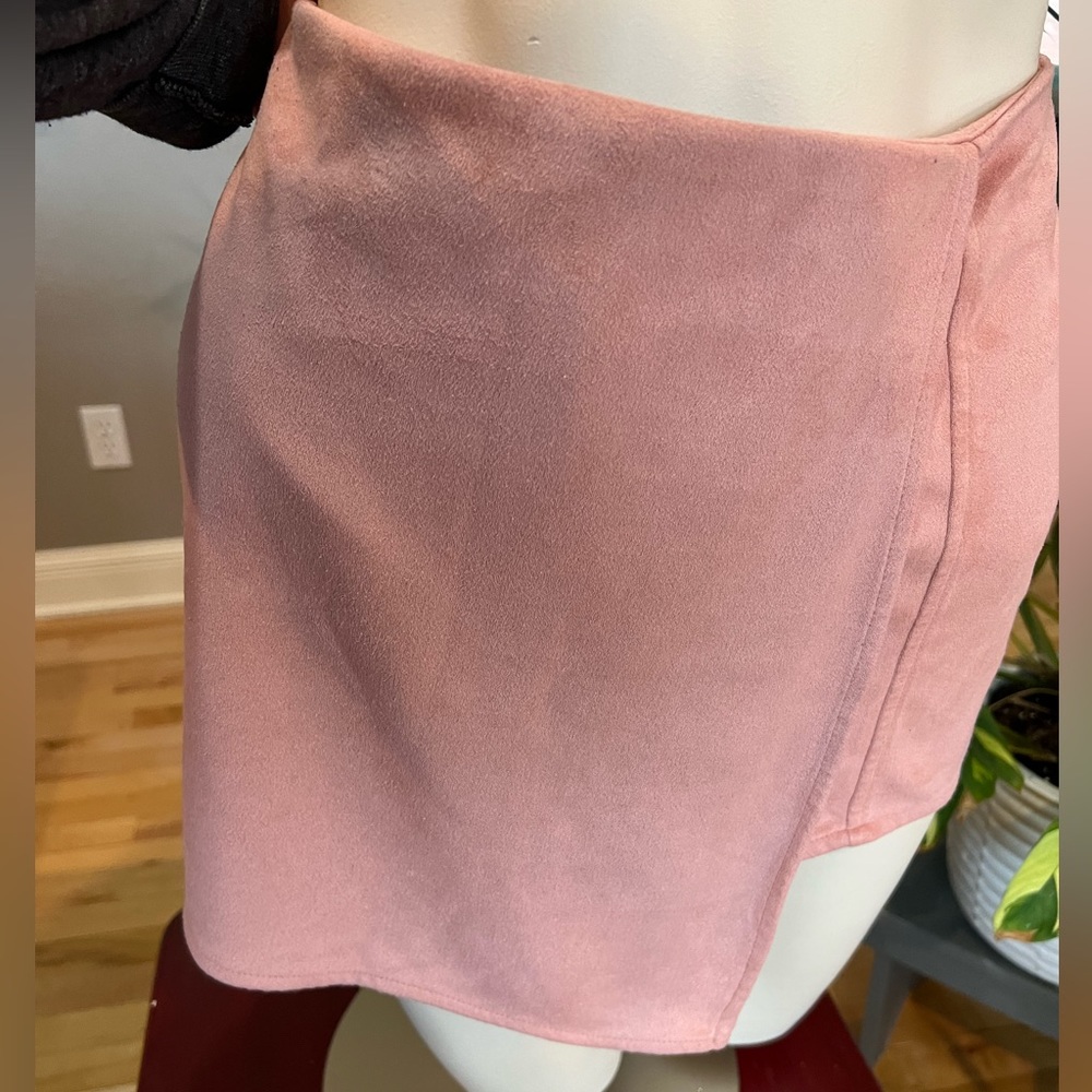 Dusty pink suede shorts skort skirt Altard State Medium